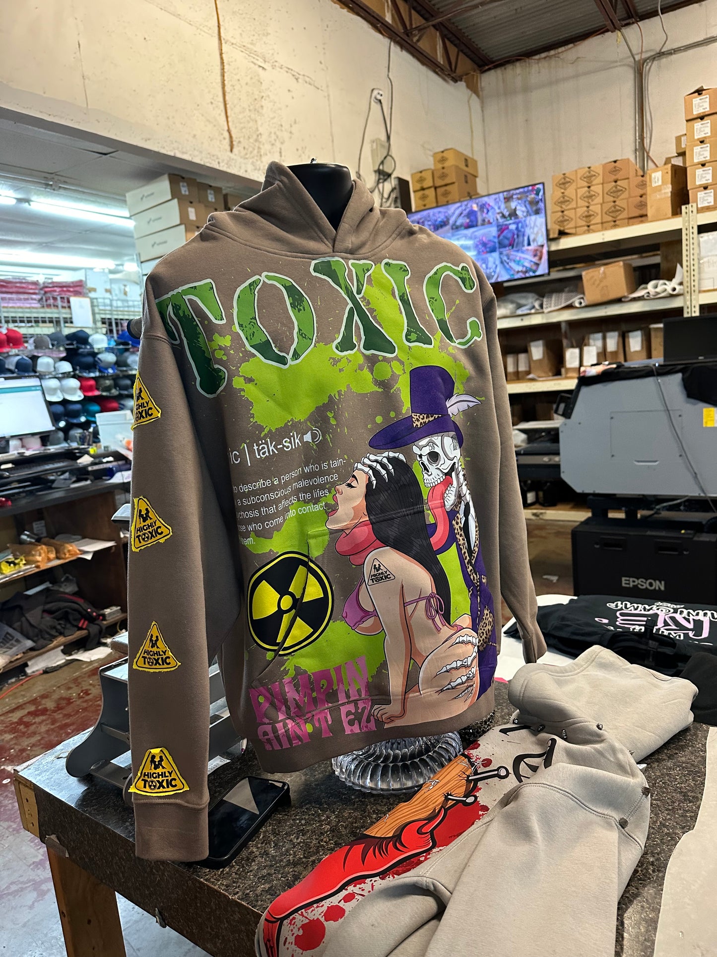 WHO’S MORE TOXIC ❌ PIMPIN AINT EZ